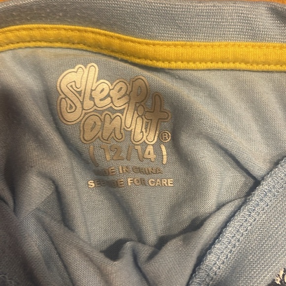 Sleep on it Shark a taco graphic tee size L - Picture 3 of 3